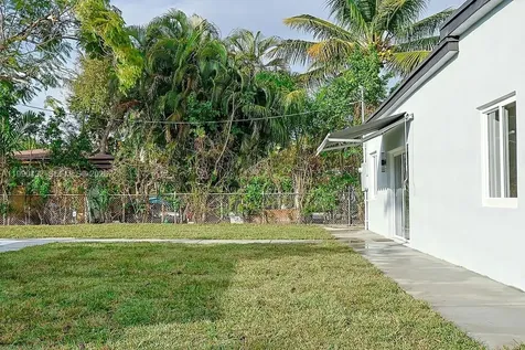588 Palmetto Drive Miami Springs FL 33166