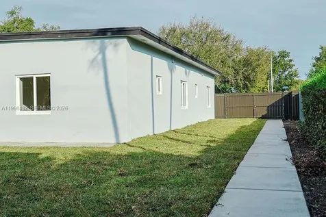 588 Palmetto Drive Miami Springs FL 33166