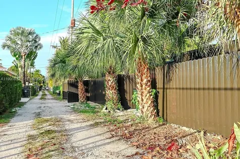 588 Palmetto Drive Miami Springs FL 33166