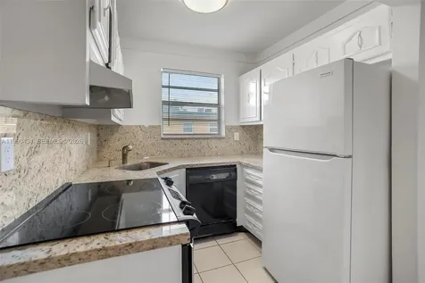 1975 NE 135th Street North Miami FL 33181