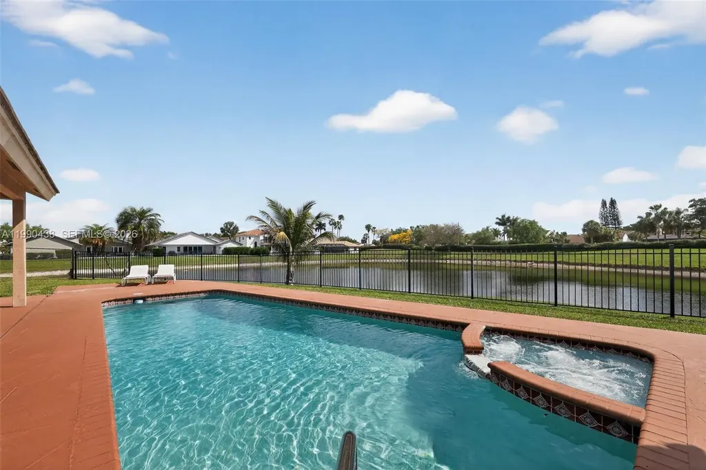 12301 Cabot Court Boca Raton FL 33428