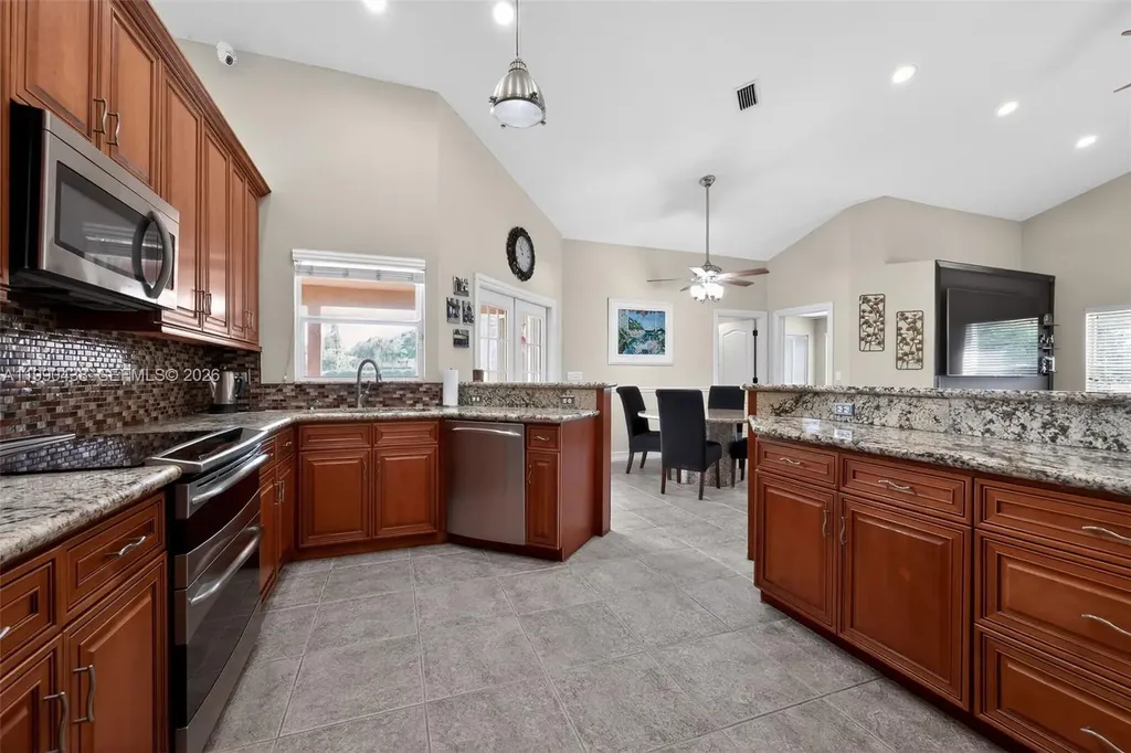 12301 Cabot Court Boca Raton FL 33428