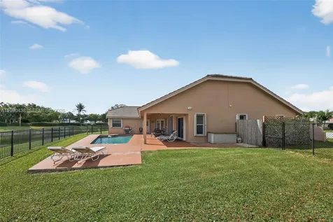 12301 Cabot Court Boca Raton FL 33428