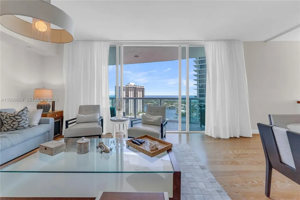 19400 Turnberry Way Aventura FL 33180