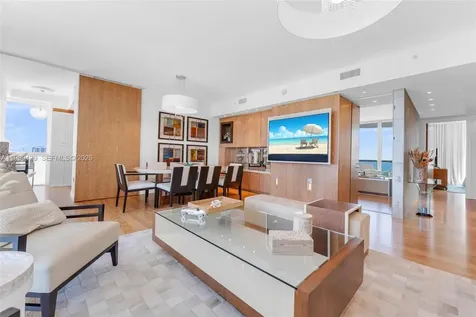 19400 Turnberry Way Aventura FL 33180