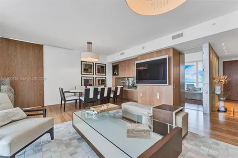 19400 Turnberry Way Aventura FL 33180