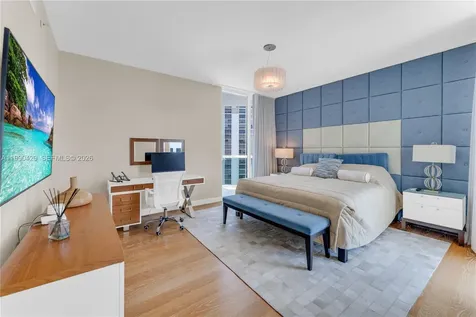 19400 Turnberry Way Aventura FL 33180
