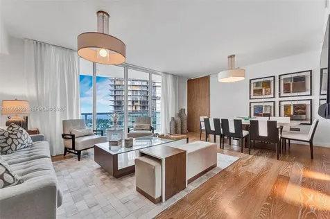 19400 Turnberry Way Aventura FL 33180