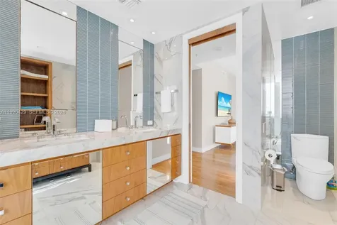 19400 Turnberry Way Aventura FL 33180