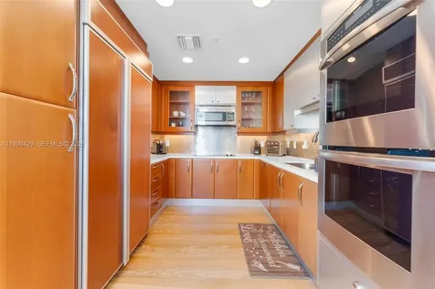 19400 Turnberry Way Aventura FL 33180