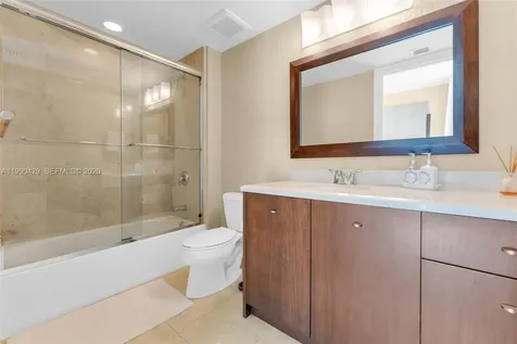 19400 Turnberry Way Aventura FL 33180