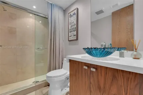 19400 Turnberry Way Aventura FL 33180