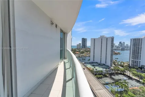 19400 Turnberry Way Aventura FL 33180