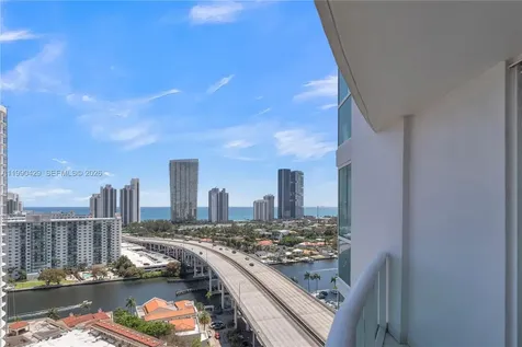 19400 Turnberry Way Aventura FL 33180