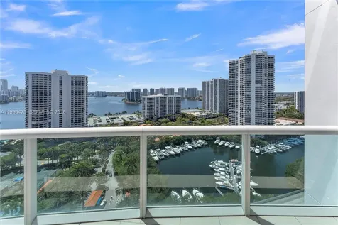 19400 Turnberry Way Aventura FL 33180