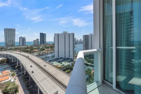19400 Turnberry Way Aventura FL 33180