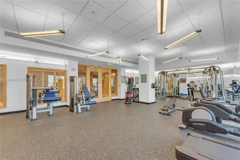19400 Turnberry Way Aventura FL 33180