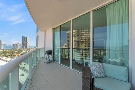 19400 Turnberry Way Aventura FL 33180
