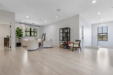 2775 SW 101st Court Miami FL 33165