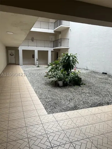 5501 NW 7th Street Miami FL 33126