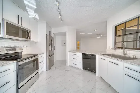9151 W Sunrise Boulevard Plantation FL 33322