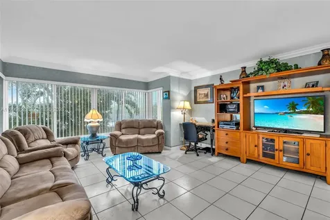 1965 S Ocean Boulevard Lauderdale By The Sea FL 33062