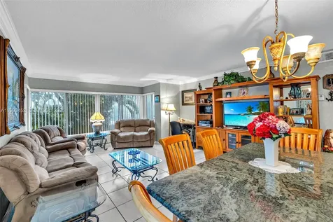 1965 S Ocean Boulevard Lauderdale By The Sea FL 33062