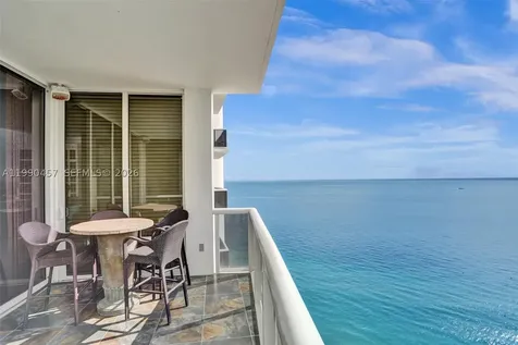 18101 Collins Sunny Isles Beach FL 33160