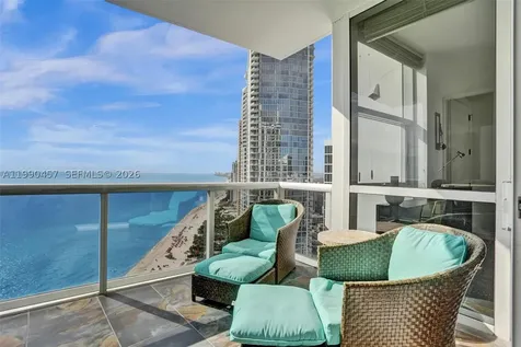 18101 Collins Sunny Isles Beach FL 33160