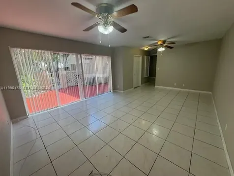 10944 Neptune Drive Cooper City FL 33026
