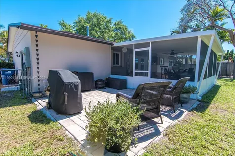 11810 SW 121st Avenue Miami FL 33186