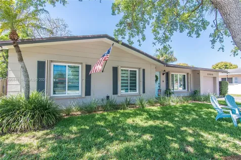 11810 SW 121st Avenue Miami FL 33186