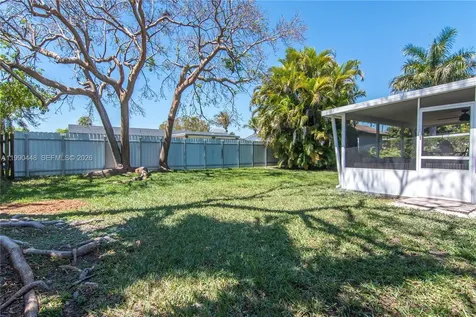 11810 SW 121st Avenue Miami FL 33186