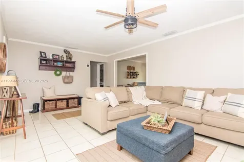 11810 SW 121st Avenue Miami FL 33186