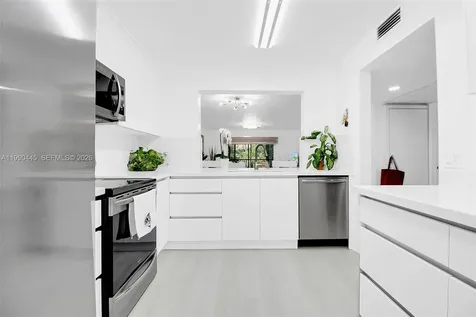 700 SW 137th Avenue Pembroke Pines FL 33027