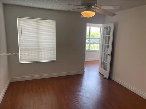 3330 N Pinewalk Drive N Margate FL 33063