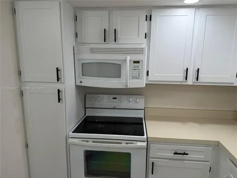 3330 N Pinewalk Drive N Margate FL 33063