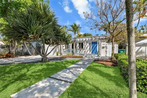 711 NE 72nd Terrace Miami FL 33138