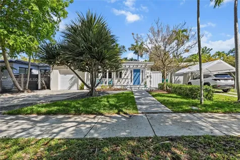 711 NE 72nd Terrace Miami FL 33138
