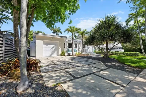 711 NE 72nd Terrace Miami FL 33138