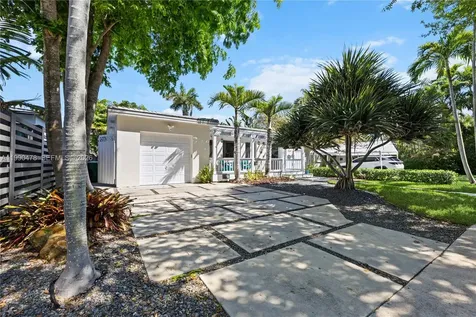 711 NE 72nd Terrace Miami FL 33138
