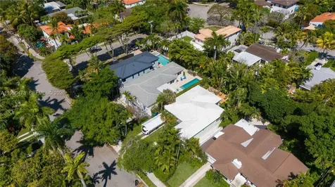 711 NE 72nd Terrace Miami FL 33138