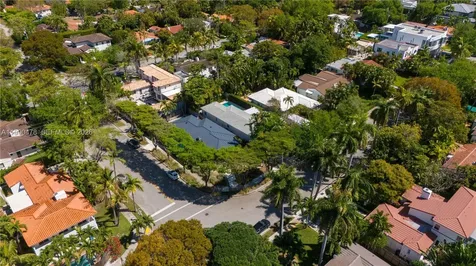 711 NE 72nd Terrace Miami FL 33138