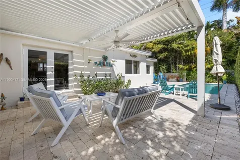 711 NE 72nd Terrace Miami FL 33138