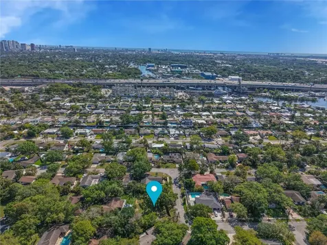2415 SW 18th Court Fort Lauderdale FL 33312