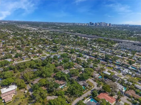 2415 SW 18th Court Fort Lauderdale FL 33312