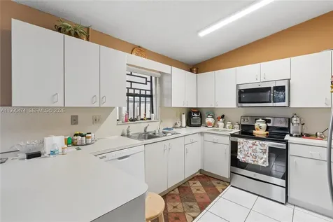 8798 NW 111th Terrace Hialeah Gardens FL 33018