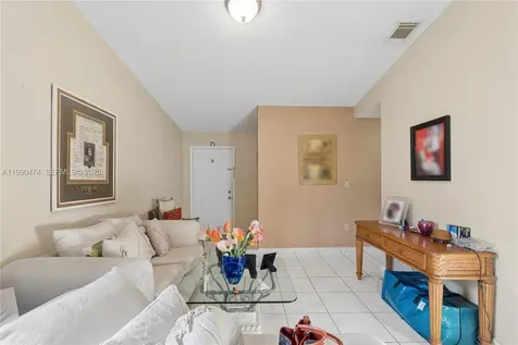 8798 NW 111th Terrace Hialeah Gardens FL 33018