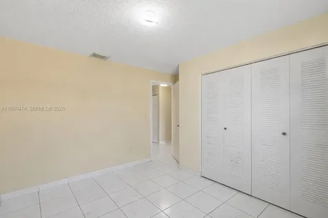 8798 NW 111th Terrace Hialeah Gardens FL 33018