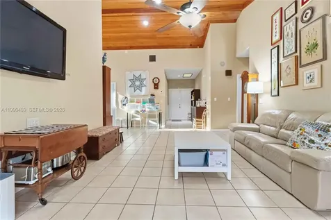 9521 NW 31st Place Sunrise FL 33351